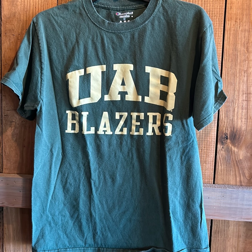 University of Alabama Blazers t-shirt. Size M.